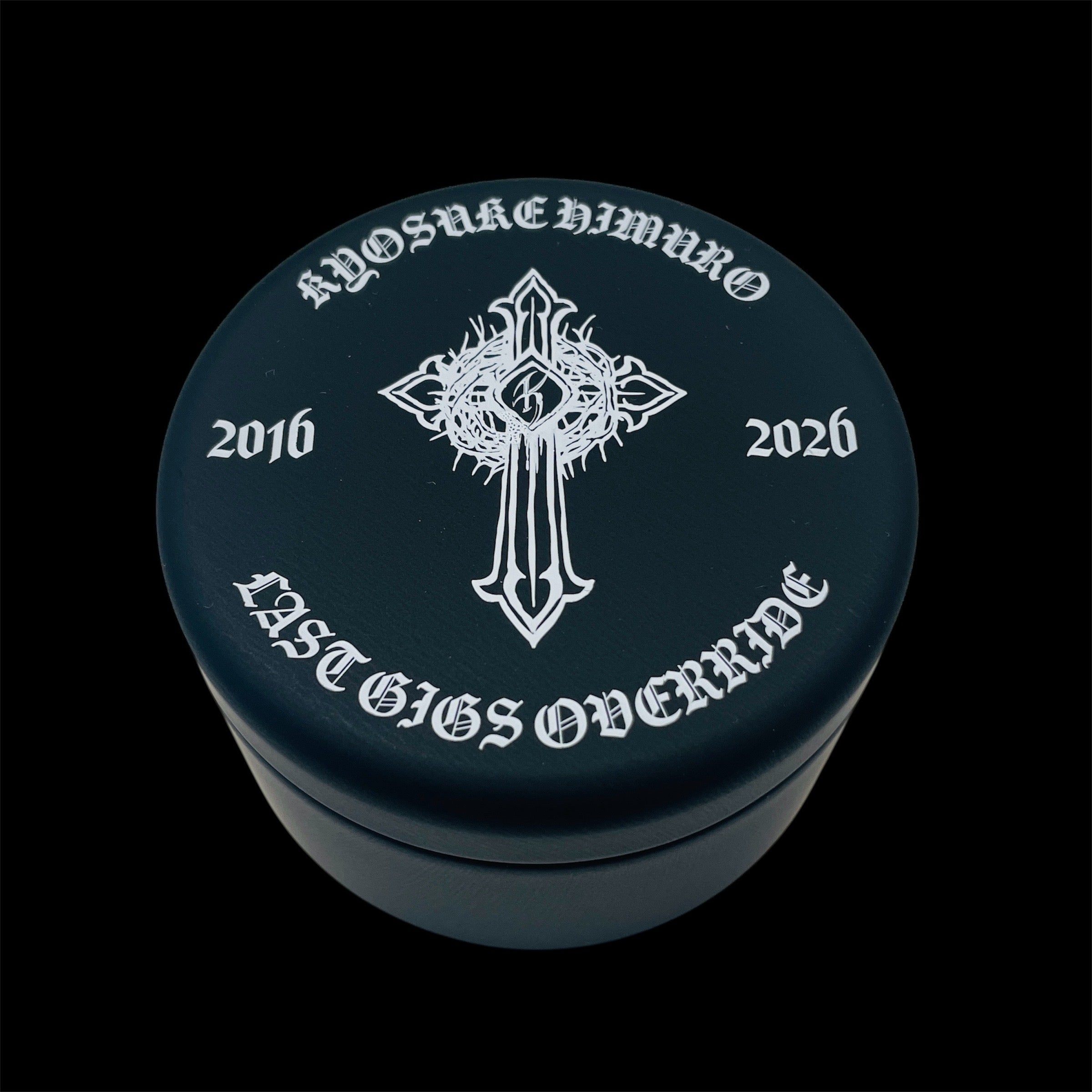 CROSS PIN BADGE（専用缶入り）